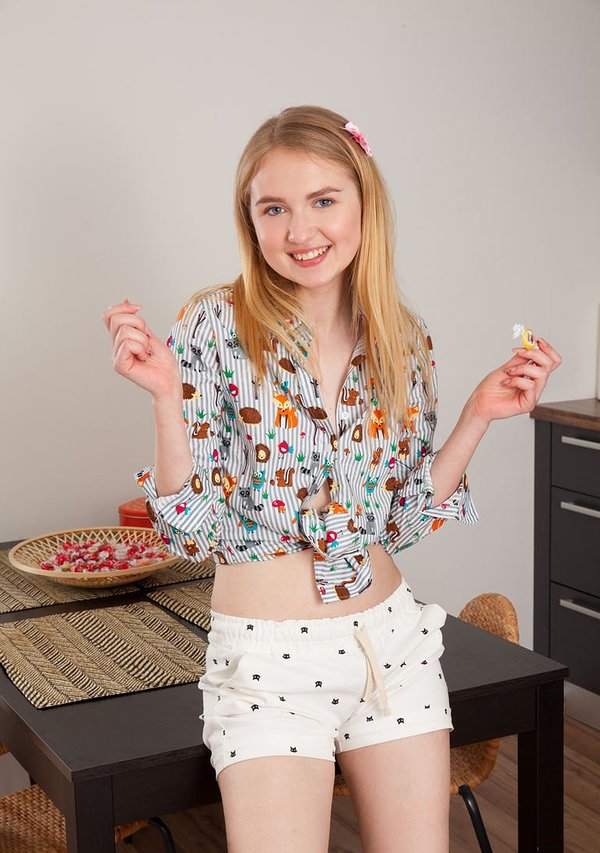 Кирочка, 26 лет, 3 размер груди